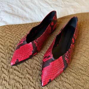 Freda Salvador Red Snake Print Women's Flats 7